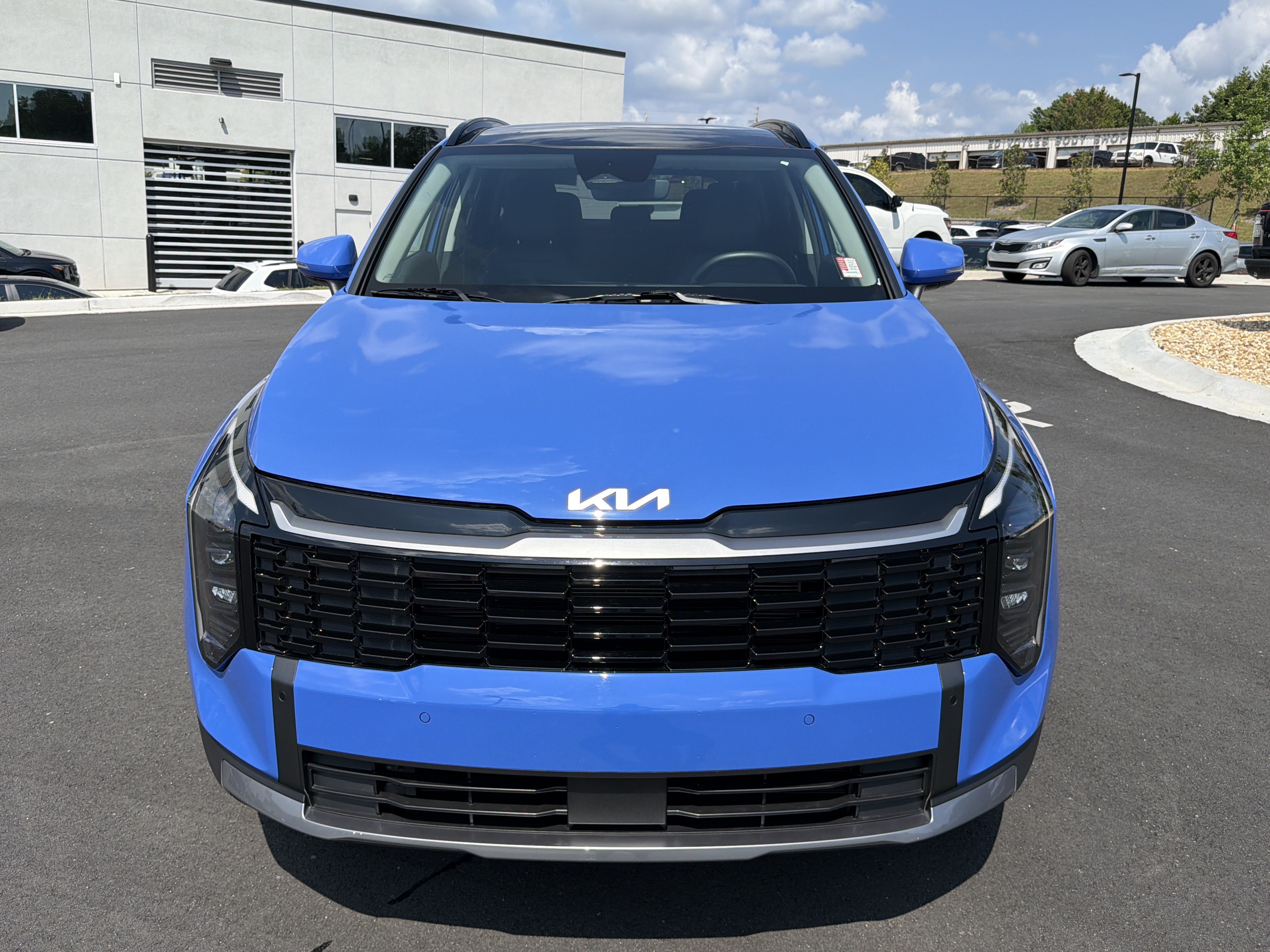 Used 2026 Kia Sportage EX w/ EX Panorama Roof Package FWD image 2