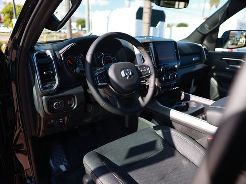 New 2026 RAM 1500 4x4 Crew Cab image 10