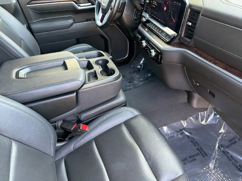 Used 2025 GMC Sierra 1500 SLT RWD image 14