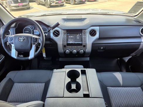 Used 2016 Toyota Tundra SR5 RWD image 12