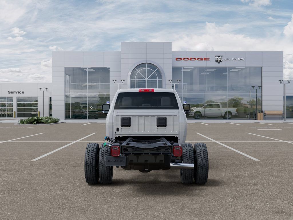 New 2026 RAM 4500 Tradesman AWD/4WD image 8