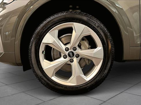 Used 2023 Audi Q5 2.0T Premium Plus w/ Premium Plus Package image 10