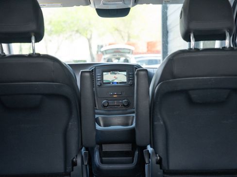 Used 2022 Mercedes-Benz Metris image 17