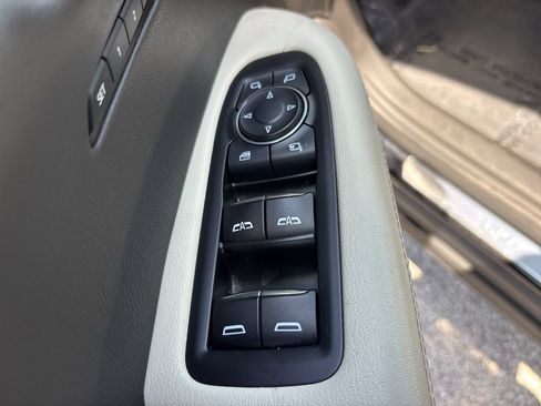 Used 2020 Cadillac XT6 Sport AWD/4WD image 19