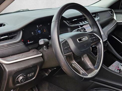 Used 2022 Jeep Grand Cherokee L Limited image 6