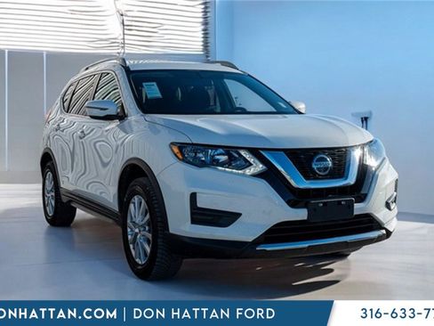 Used 2018 Nissan Rogue SV image 35