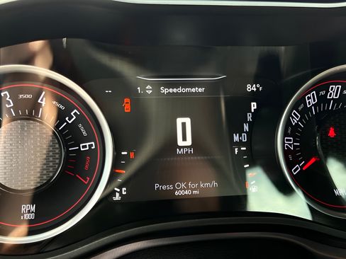 Used 2019 Dodge Challenger SXT RWD image 34