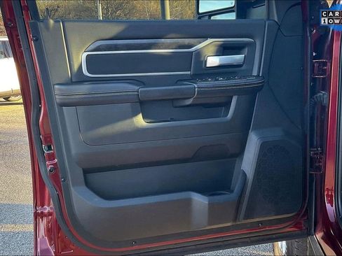 Used 2024 RAM 3500 Big Horn w/ Sport Appearance Package image 22