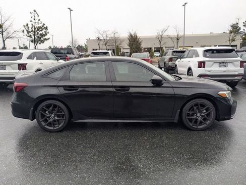 Used 2025 Honda Civic Sport image 13