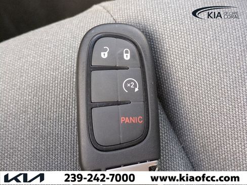 Used 2022 RAM 1500 Classic SLT w/ Electronics Convenience Group image 29