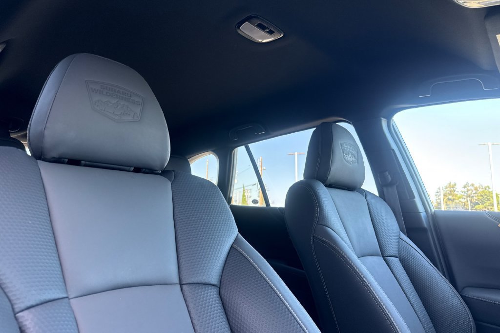 Used 2025 Subaru Outback Wilderness AWD/4WD image 16