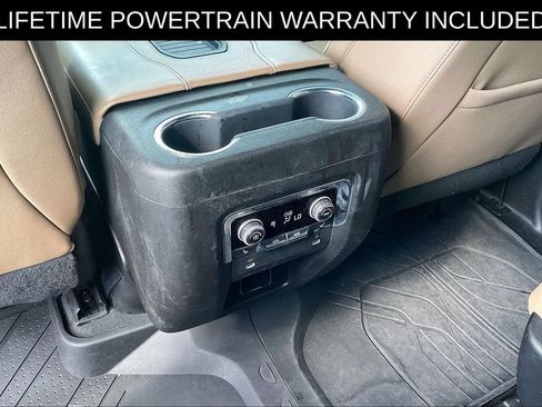 Used 2023 Chevrolet Tahoe Premier AWD/4WD image 24