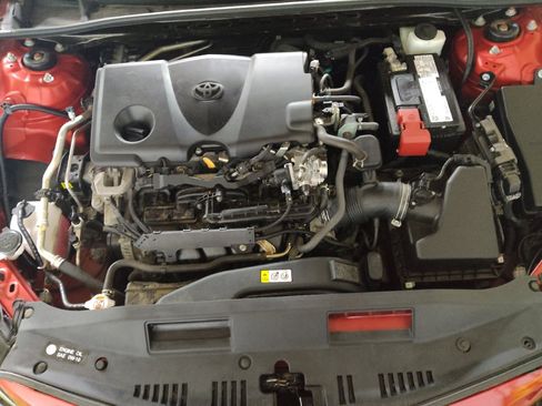 Used 2021 Toyota Camry SE FWD image 30