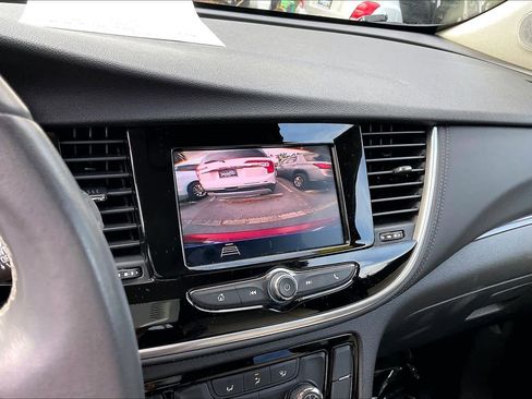 Certified 2022 Buick Encore Preferred w/ Safety Package image 20