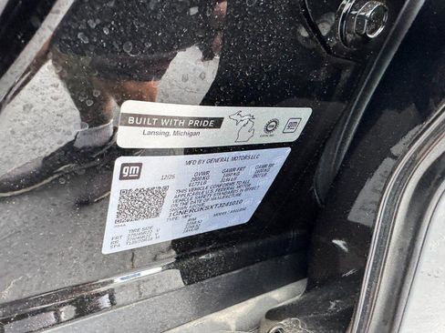 New 2026 Chevrolet Traverse LT FWD image 19