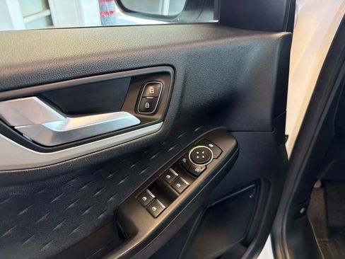 Used 2020 Ford Escape SE AWD/4WD image 14