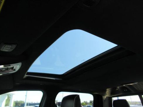 Used 2024 RAM 3500 Laramie w/ Sport Appearance Package image 33