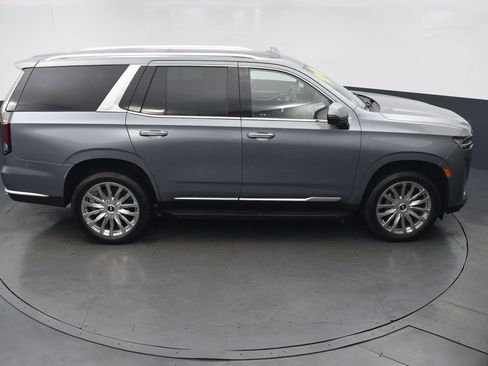 Used 2021 Cadillac Escalade Premium Luxury w/ LPO, Illumination Package image 49