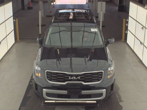 Used 2025 Kia Telluride S image 8