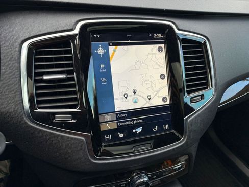 Used 2018 Volvo XC90 T6 Momentum w/ Convenience Package image 29