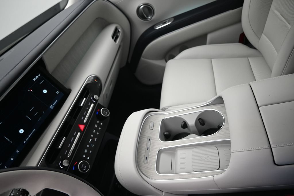 Certified 2026 Hyundai Palisade Calligraphy AWD/4WD image 19