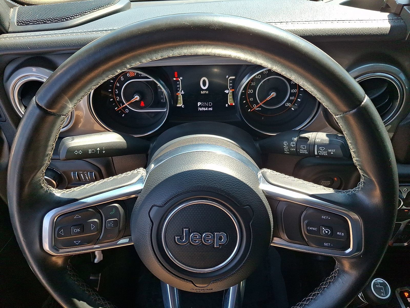Used 2020 Jeep Wrangler Unlimited Sahara AWD/4WD image 17