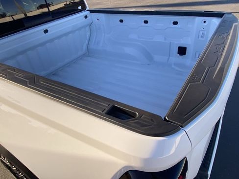 New 2026 GMC Canyon Elevation w/ Convenience Package image 37