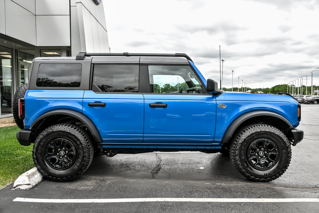 Certified 2023 Ford Bronco Wildtrak AWD/4WD image 10