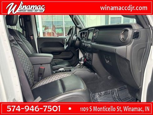 Used 2021 Jeep Wrangler Unlimited Sahara AWD/4WD image 19