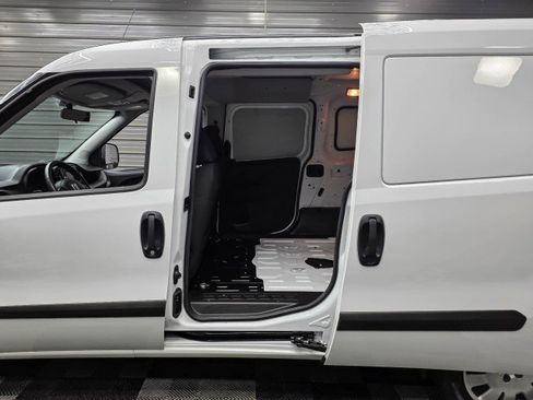 Used 2020 RAM ProMaster City Tradesman SLT FWD image 12