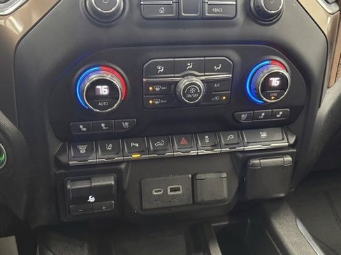 Used 2021 Chevrolet Silverado 3500 High Country w/ LPO, Hitch Package image 34