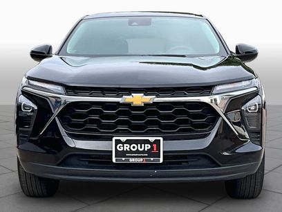 Used 2025 Chevrolet Trax LS w/ LS Convenience Package
