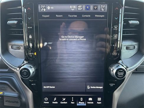 Used 2024 RAM 2500 Laramie w/ Towing Technology Group image 23