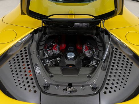 Used 2022 Ferrari SF90 Spider image 26