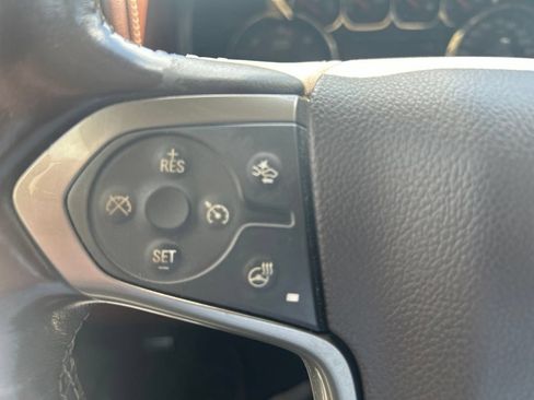 Used 2018 Chevrolet Silverado 1500 High Country AWD/4WD image 24