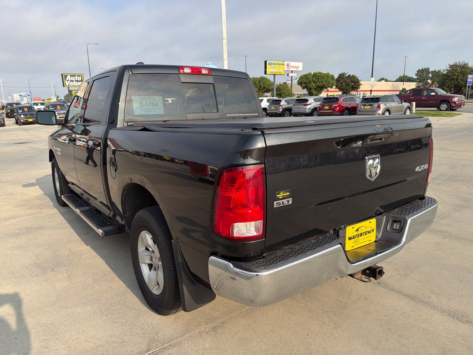 Used 2016 RAM 1500 Classic SLT w/ Protection Group AWD/4WD image 6