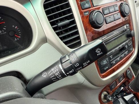 Used 2007 Toyota Highlander 4WD V6 w/ 3rd Row image 26