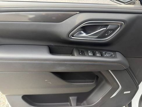 Used 2021 GMC Yukon XL AT4 w/ AT4 Premium Package image 11