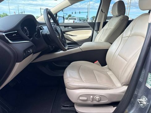 Used 2018 Buick Enclave Essence FWD image 22