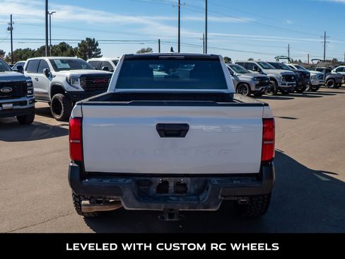 Used 2025 Toyota Tacoma SR image 7