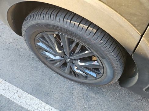 Certified 2020 Kia Telluride SX w/ Towing Package image 7