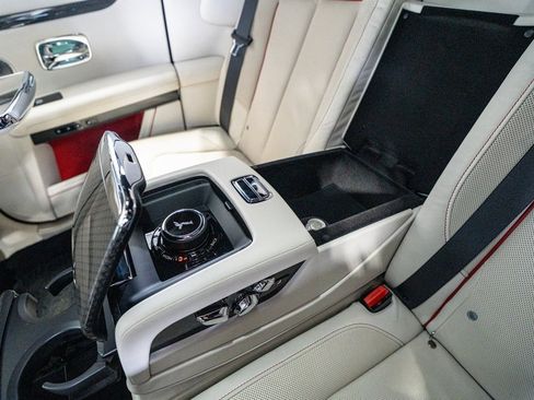 Used 2023 Rolls-Royce Ghost Black Badge w/ Black Badge Ghost Package image 65