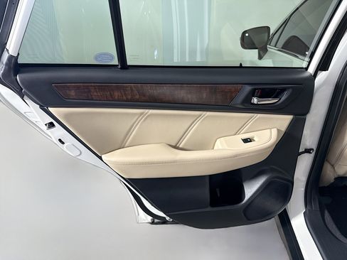 Used 2019 Subaru Outback 2.5i Limited image 26
