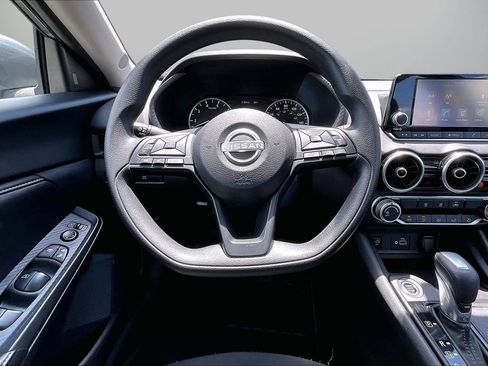 Used 2024 Nissan Sentra S FWD image 11