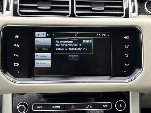 Used 2016 Land Rover Range Rover Supercharged AWD/4WD image 28