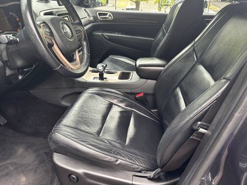Used 2014 Jeep Grand Cherokee Laredo w/ Quick Order Package 23E AWD/4WD image 14