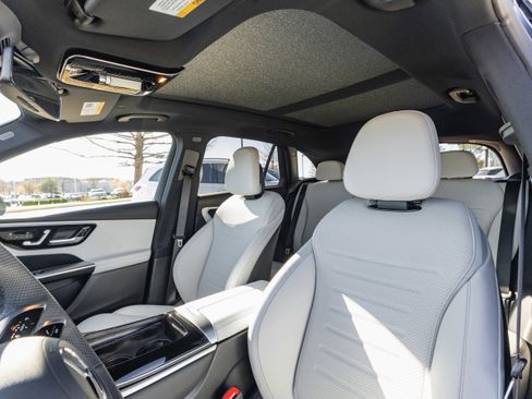 New 2026 Mercedes-Benz GLC 300 4MATIC image 14