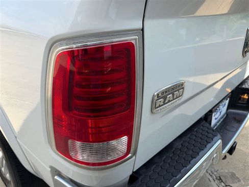 Used 2015 RAM 1500 Laramie Longhorn w/ Convenience Group AWD/4WD image 22