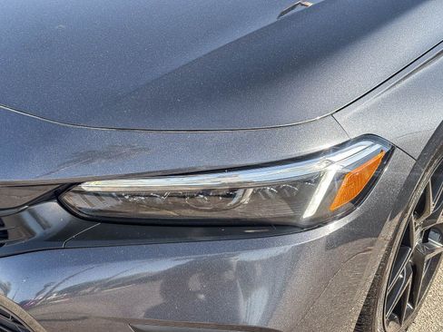 Certified 2023 Honda Civic Sport image 9