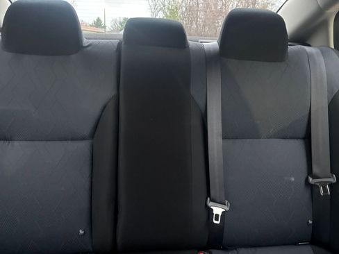 Used 2025 Nissan Versa SV image 36